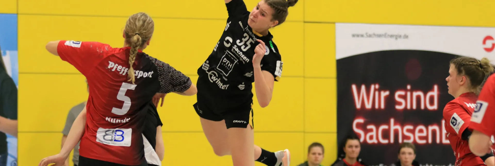 Isabel-Wolff-min.jpg