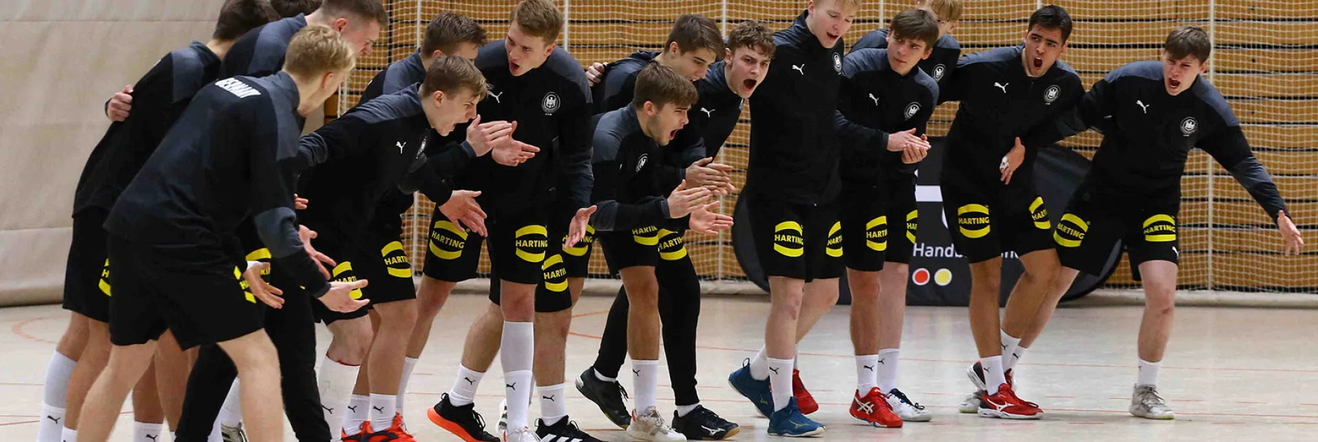 u18mAUSLOSUNG.jpg