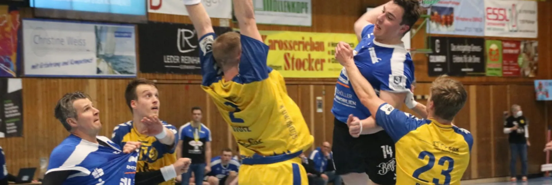VfLPfullingen_HSGKOnstanz_NiklasRothbeimWurf.jpg