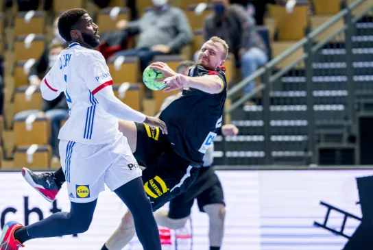 KLAHN_09-3-.jpg