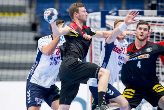 KLAHN_21-8-.jpg