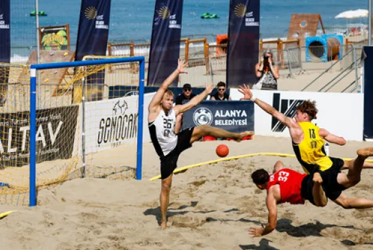 TUR25---Germany-vs-Poland__ER12428_JE.png