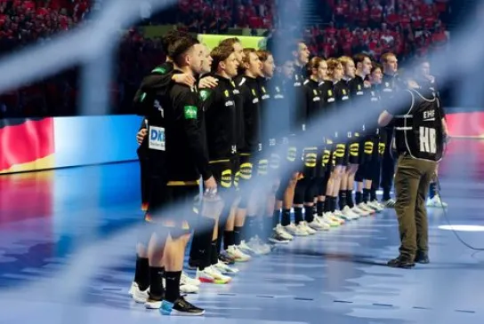 Euro26---Germany-vs-Denmark__ER13225_JE-1.JPG