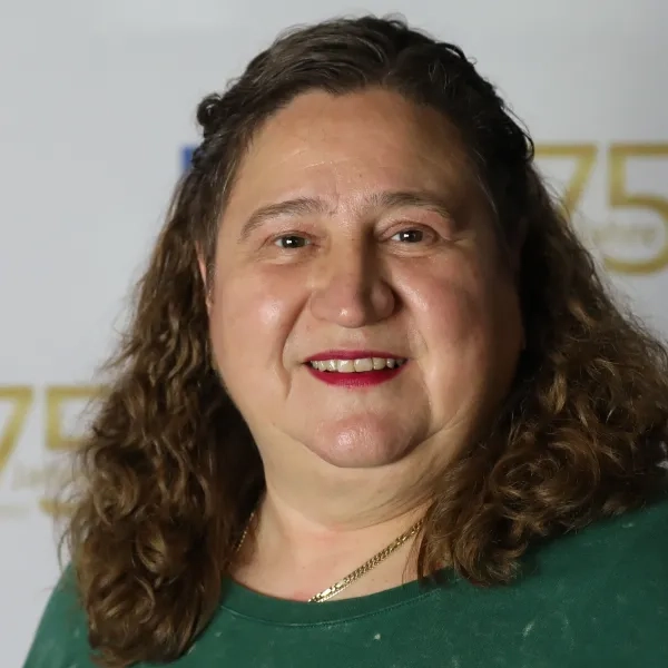 Stephanie Roß