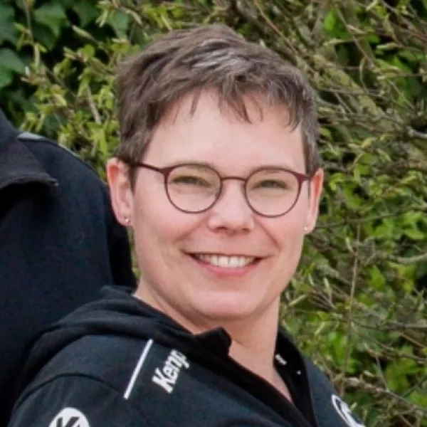 Julia Zander